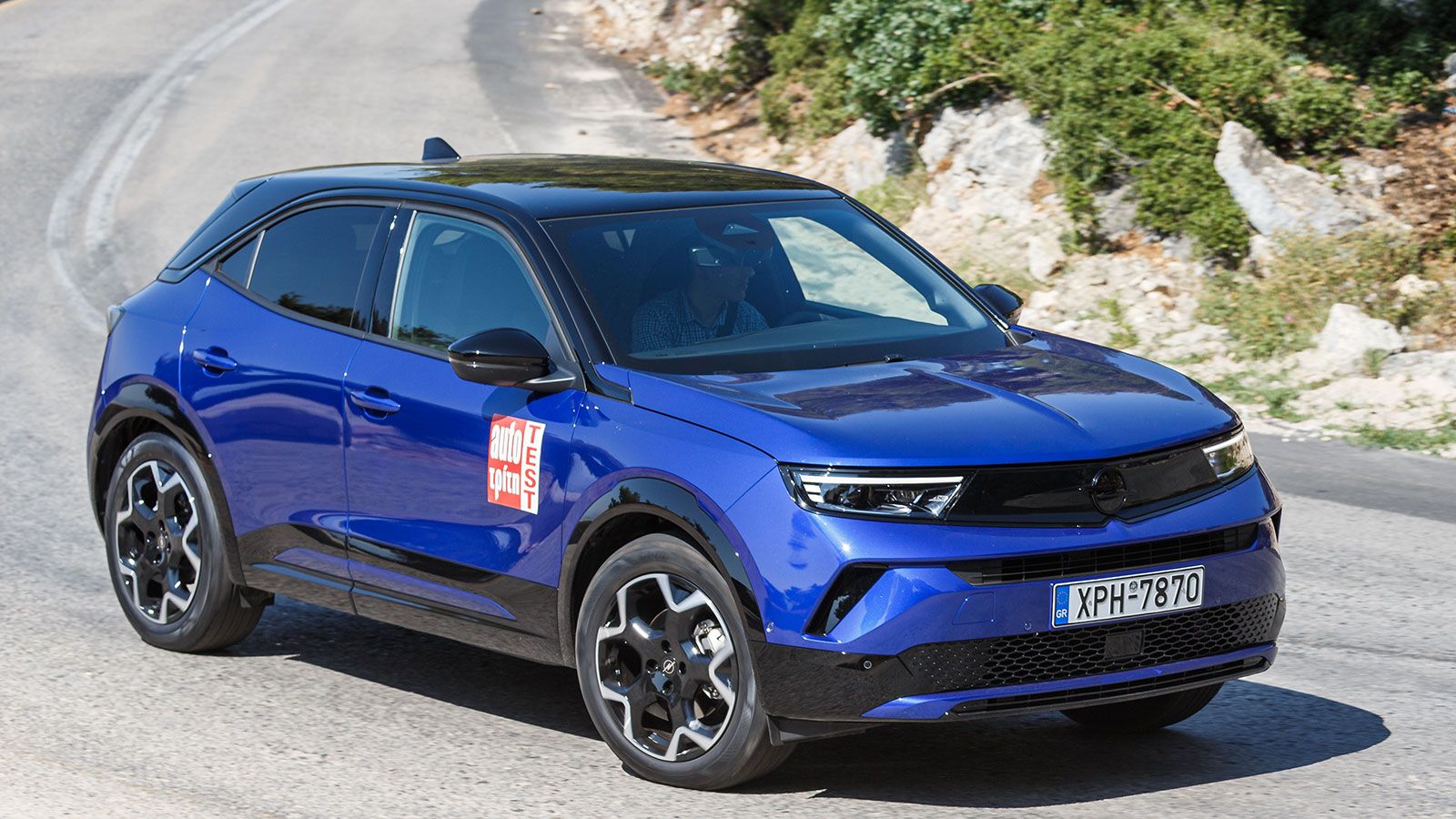 Το Opel Mokka σε στροφή